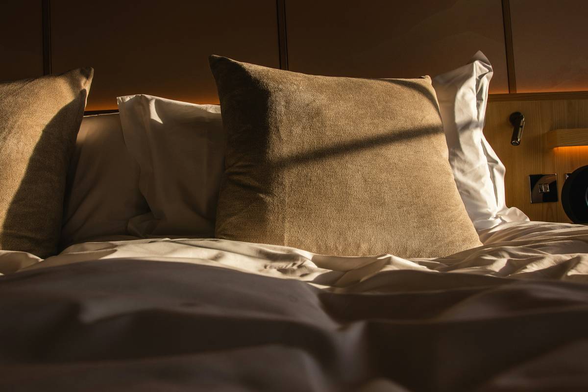 Comfort Aid Pillow Ergonomic Where Should You Place It for Maximum Gaming Relief?
