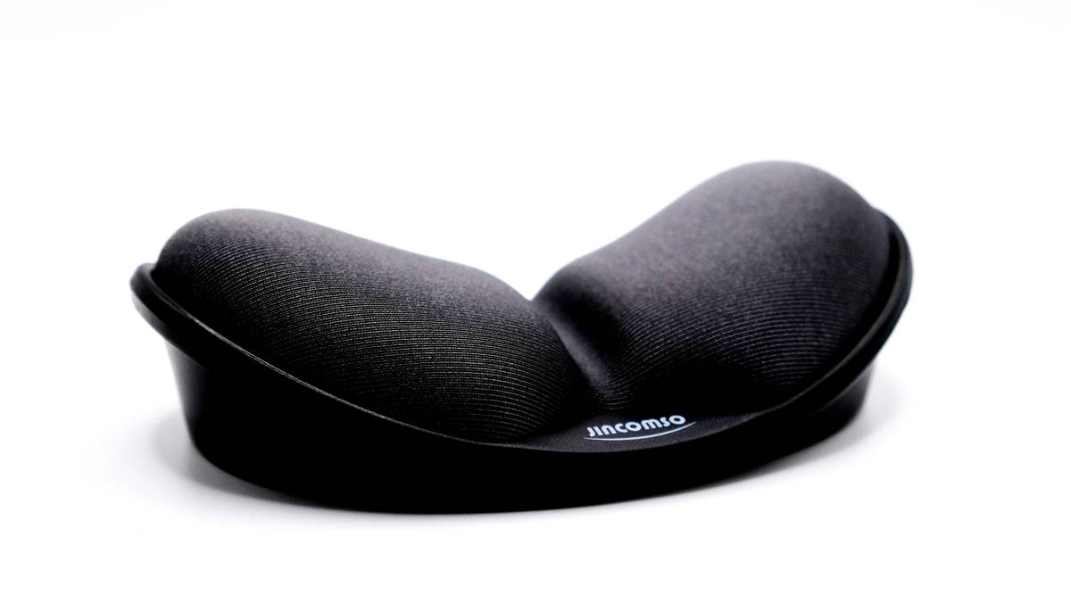 Close-up of comfort aid pillow ergonomic how to neck support for PC gamer
